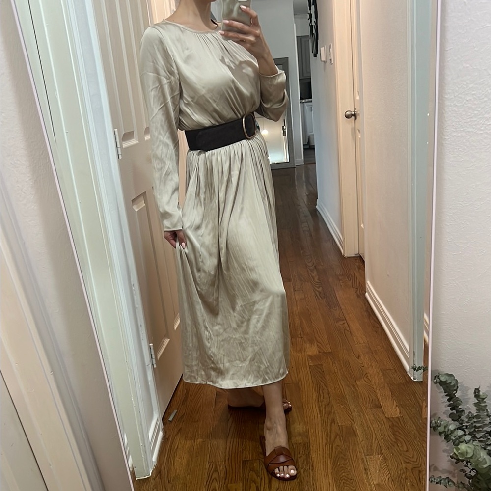 Elegant Cream Long Sleeve Dress